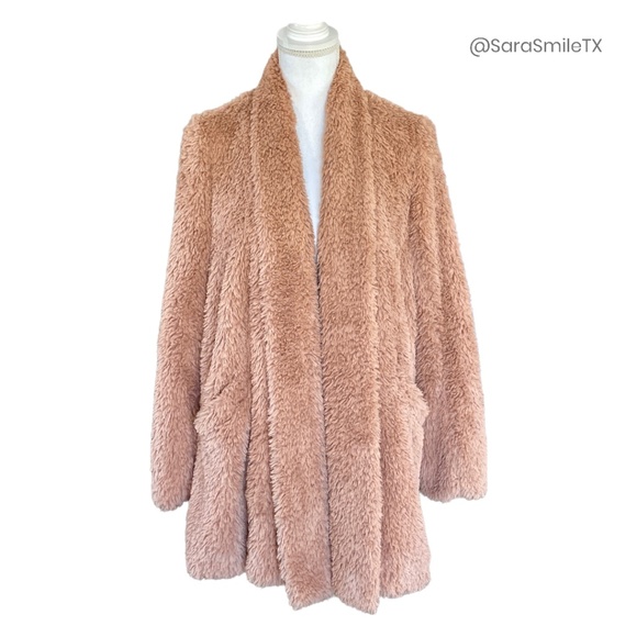KENNETH COLE NY Blush Pink Teddy Bear Plush Faux Fur Mid-Length Coat - Picture 1 of 15